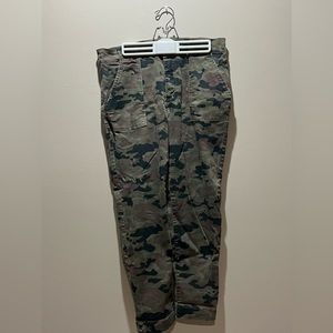 Kut from the Kloth Reese ankle straight Camo pants